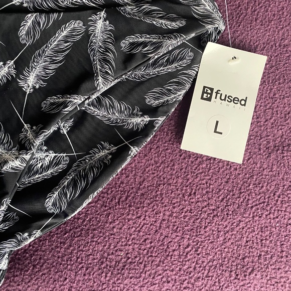 Fused Hawaii “Find Your Wings” Hapuna bikini bottom large - Picture 5 of 9